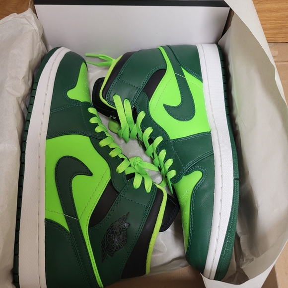 Air Jordan Retro 1 Mid Gorge/Electric Green Men Size 10 - Picture 2 of 16